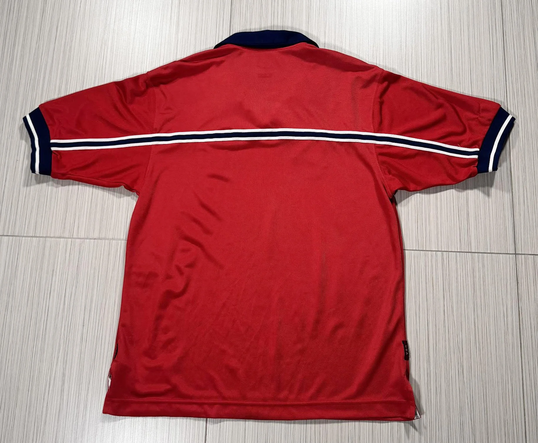 back of Nke Team USA Soccer Jersey 1998.jpg