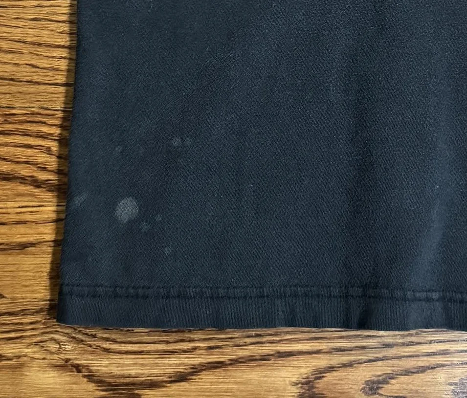 marks on bottm front .jpg