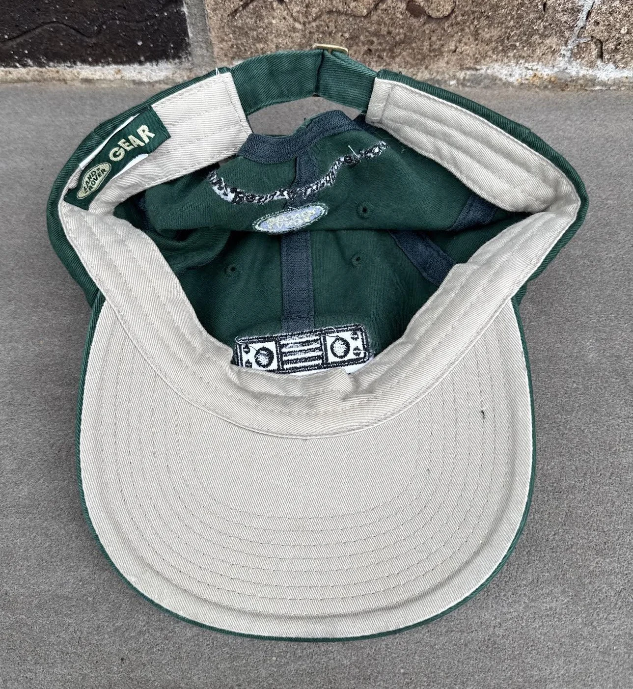 inside of Land Rover Cap.jpg