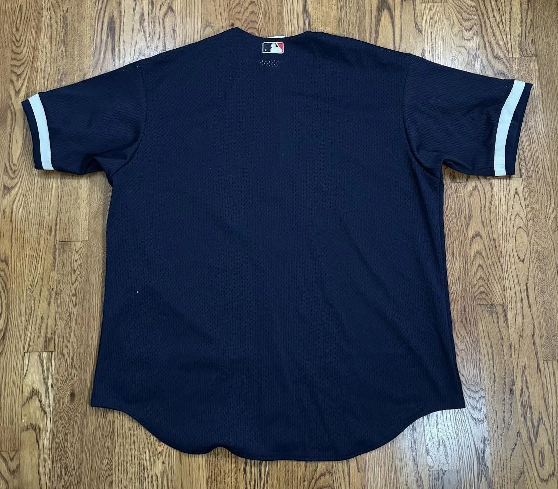 Back of Yankees Jersey .jpg