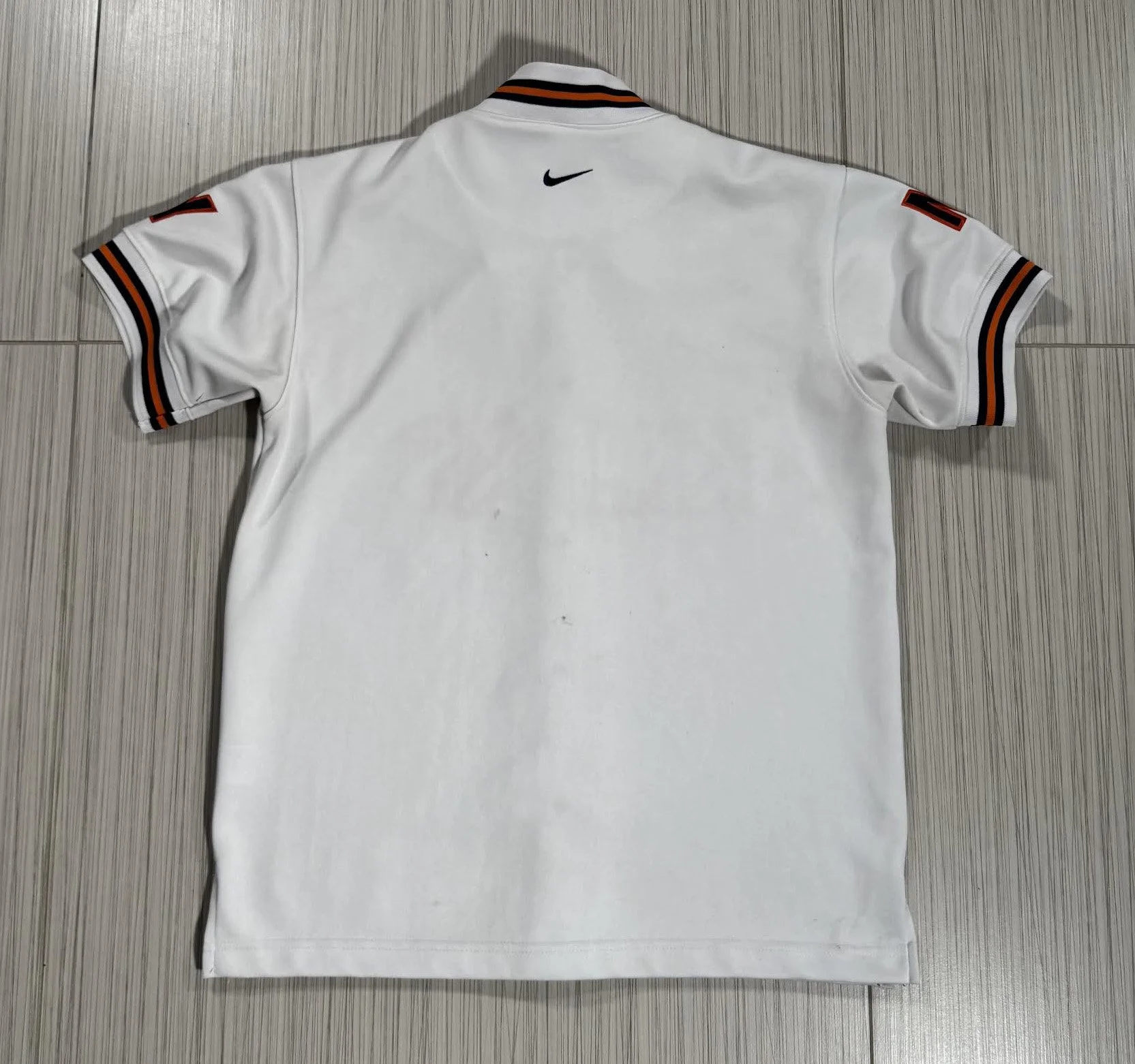 back of Nike jersey .jpg