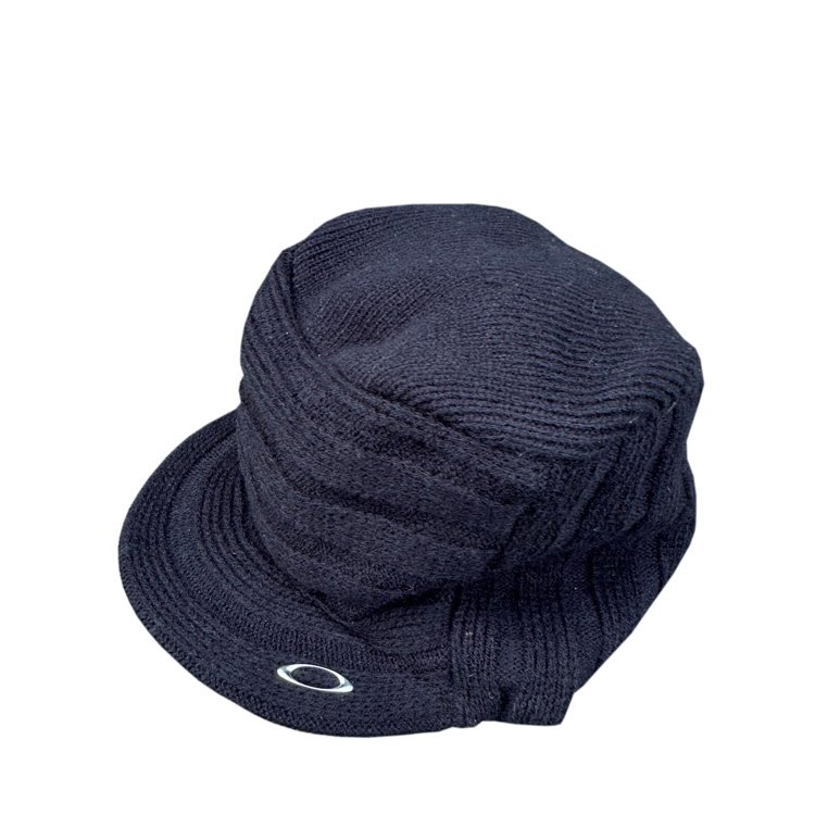 Vintage Oakley Black Brimmed Beanie