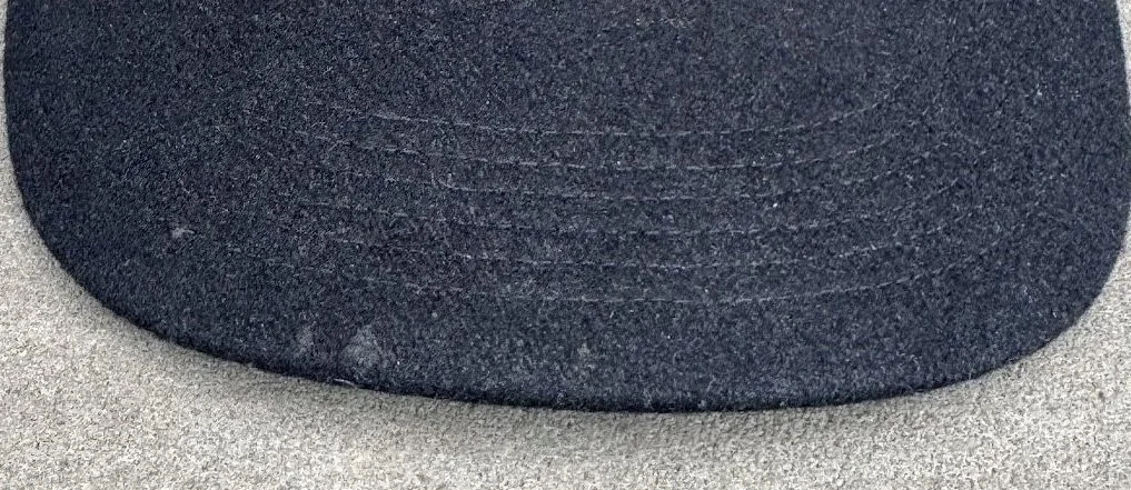 marks on brim.jpg