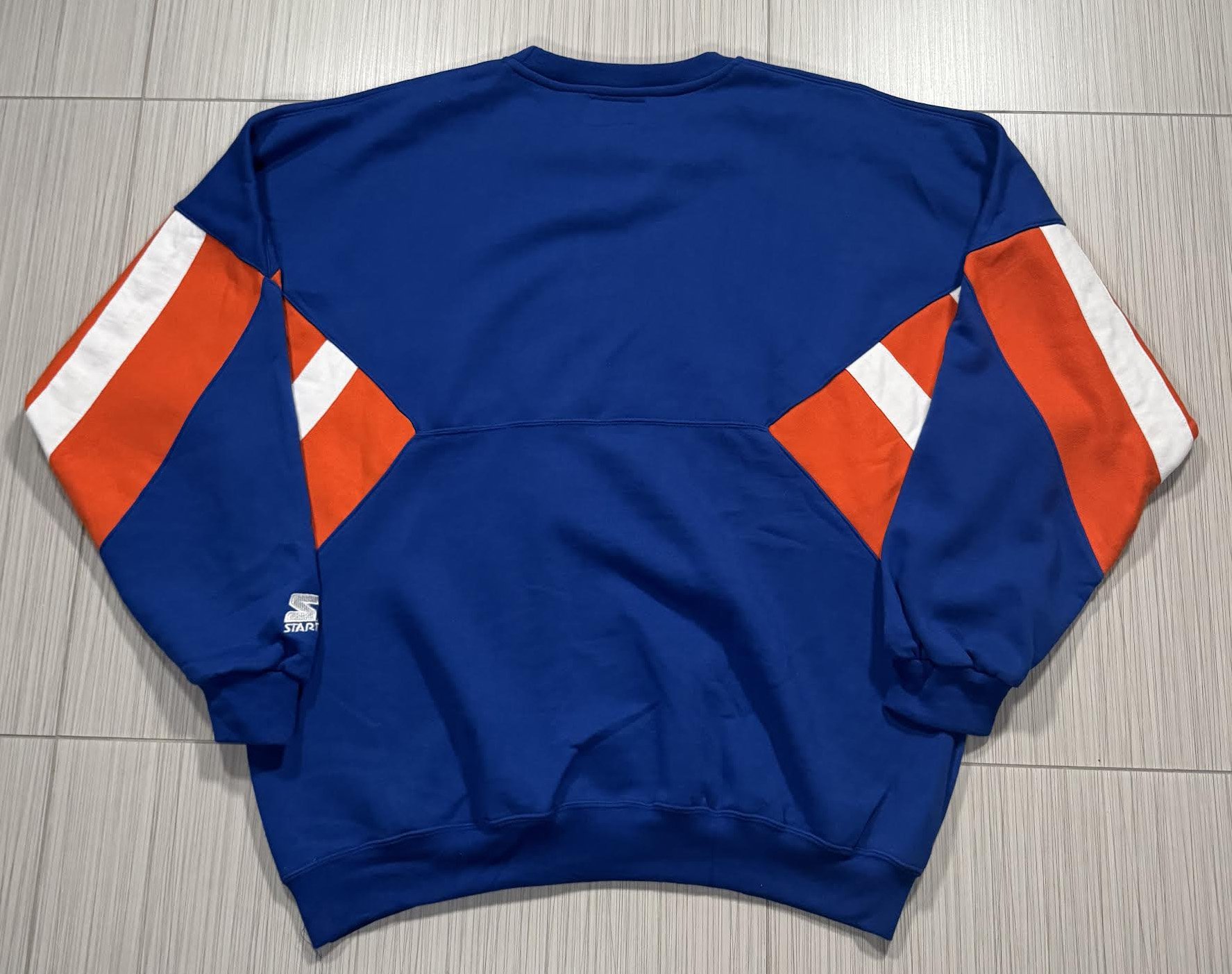 back of 90s Starter Knicks Sweatshirt.jpg
