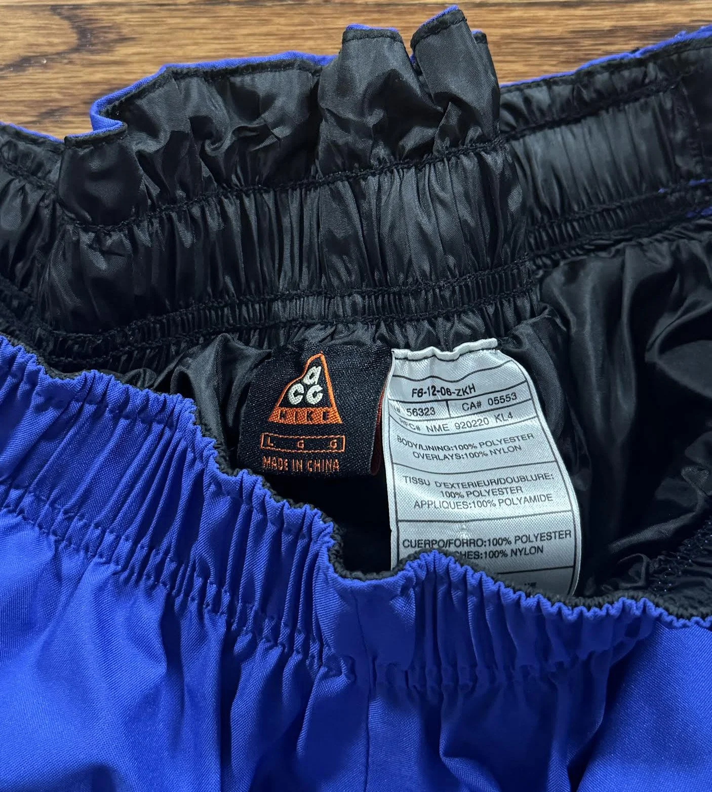 Vtg Nike ACG tag.jpg