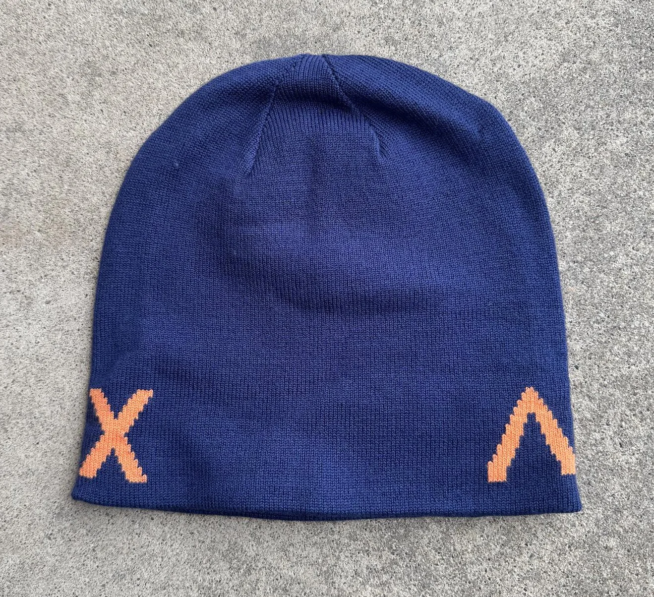 back of Arc Beanie navy marina .jpg