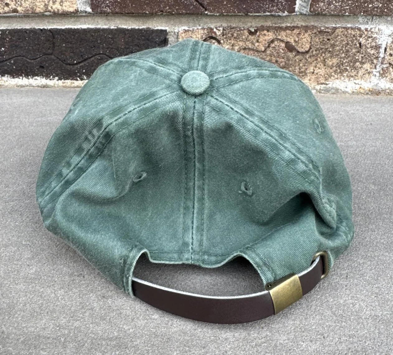 back of Land Rover Cap.jpg