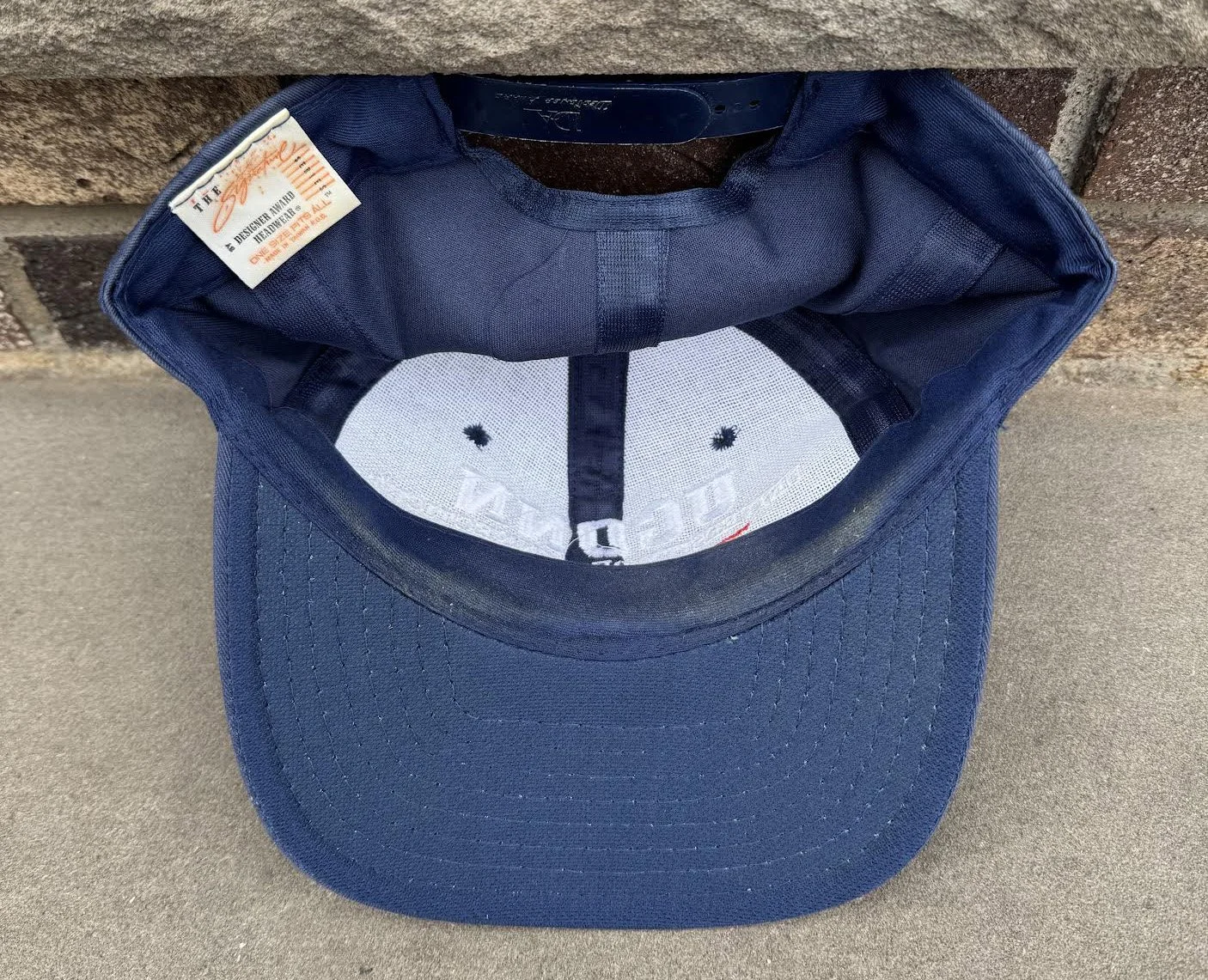 inside of Signatures hat.jpg