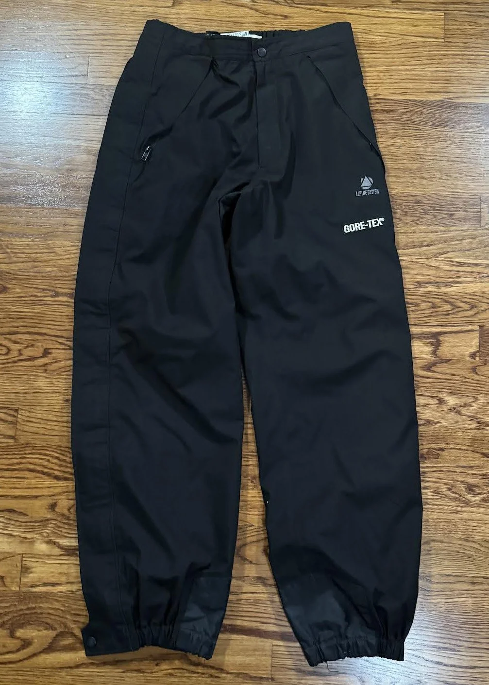 front of Gore-Tex Alpine Design Black Pants .jpg