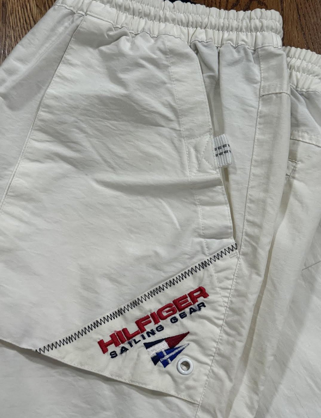 Hilfiger Sailing Gear logo.jpg