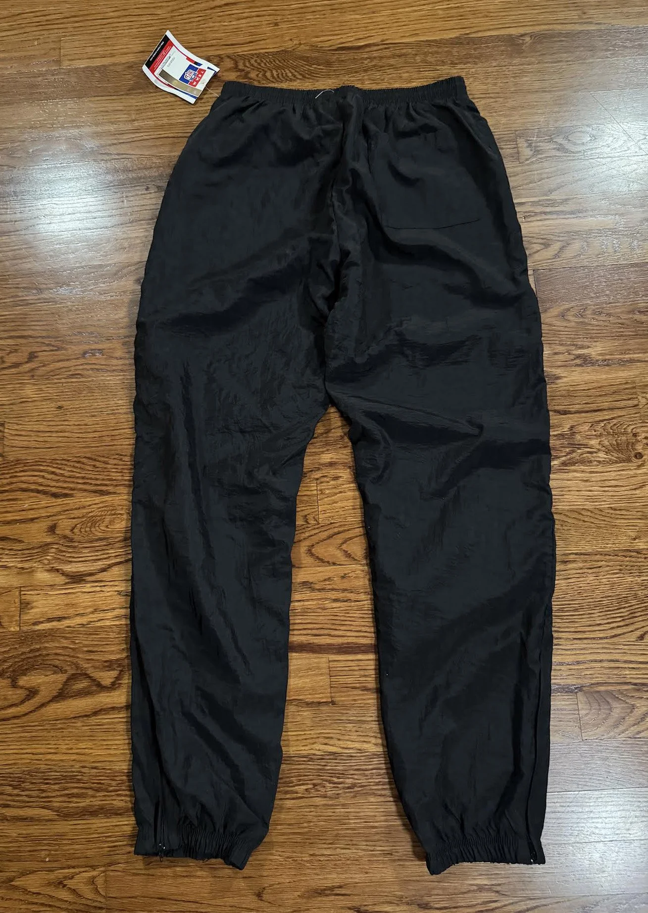 back of reebok pants.jpg