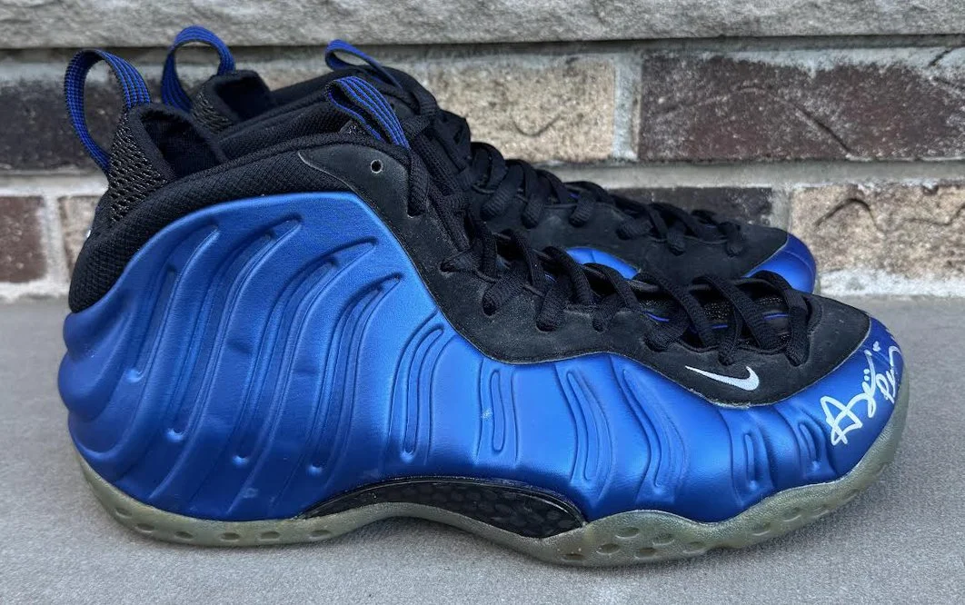 Side of Foamposite Royal .jpg