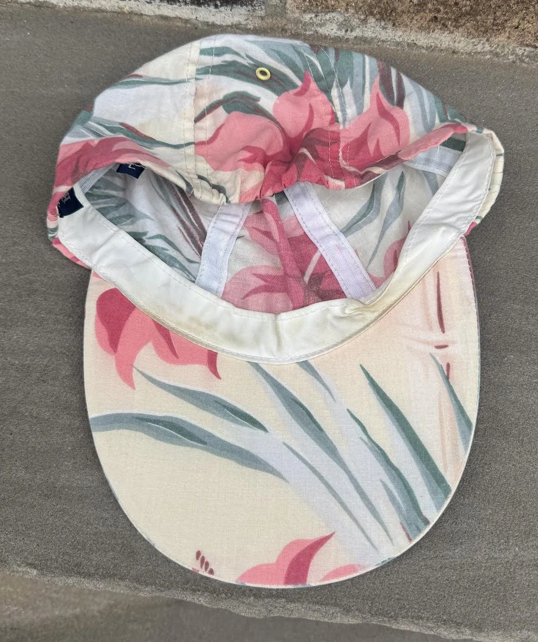 inside of polo cap .jpg