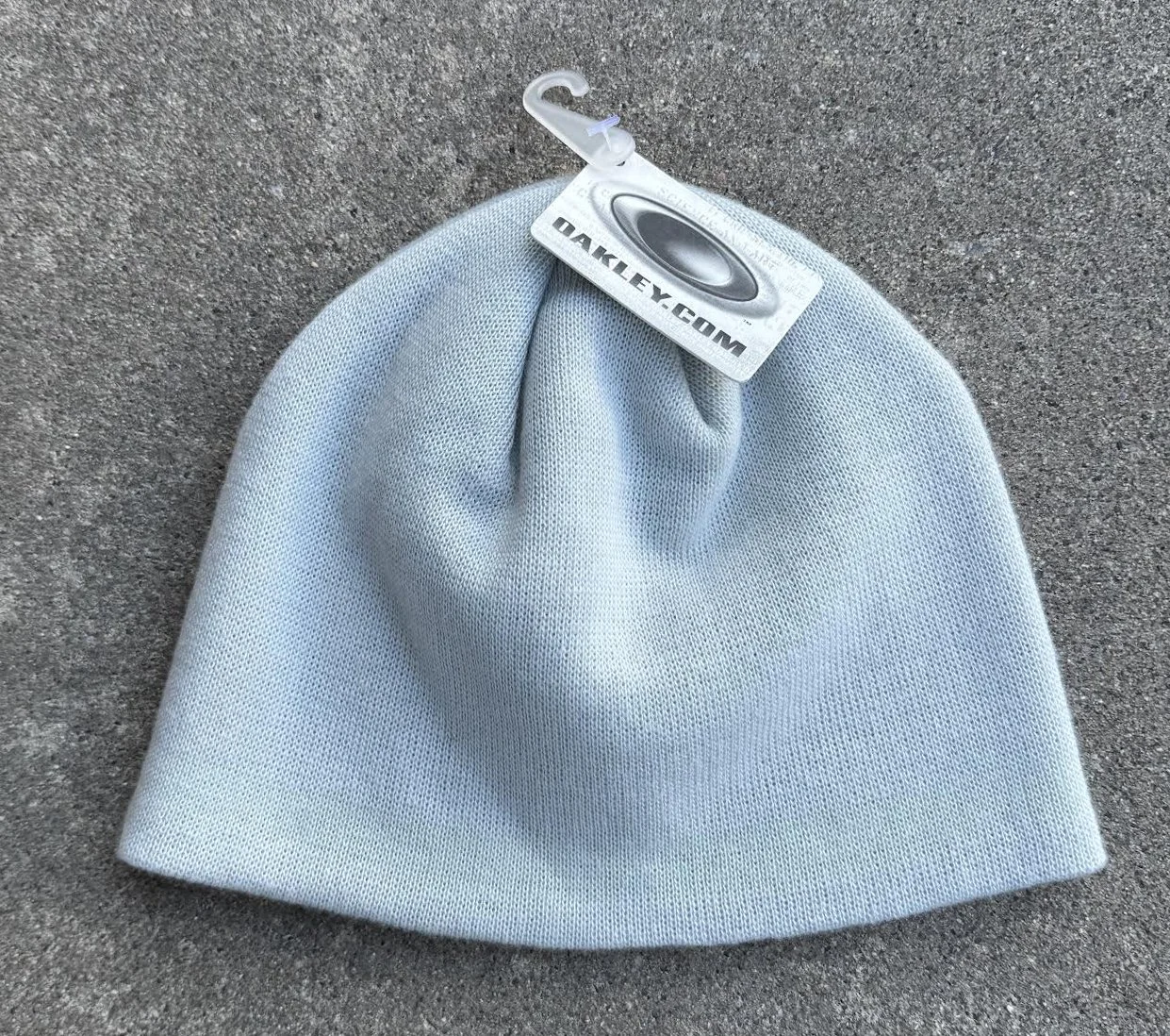 Back of Oakley Benaoe .jpg