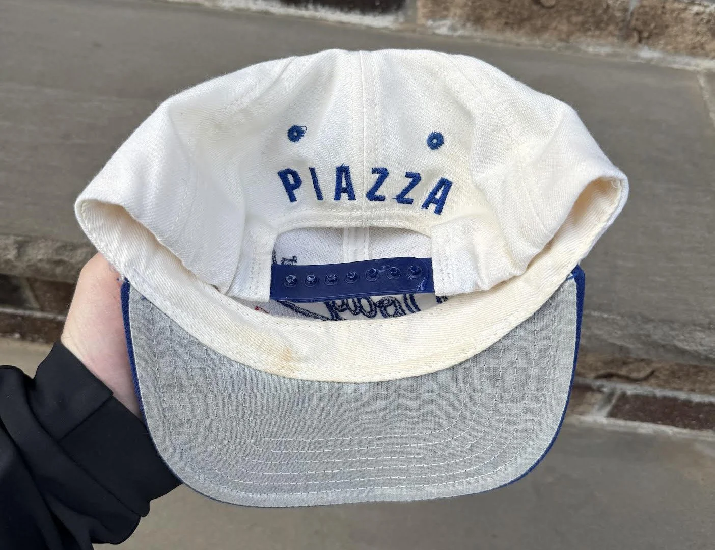 inside of Piazz Snapback.jpg