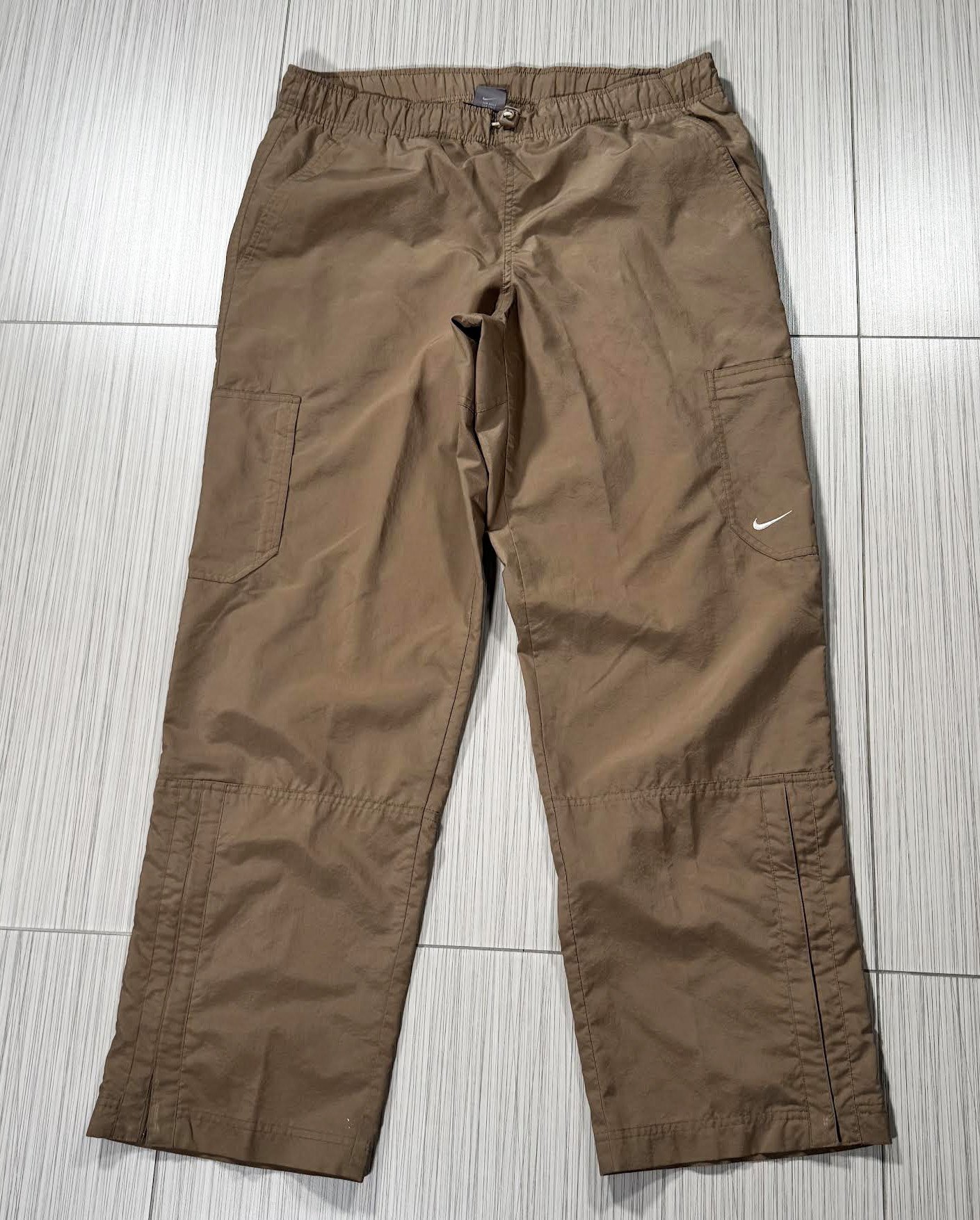 Vtg Nike Cargo Pants.jpg