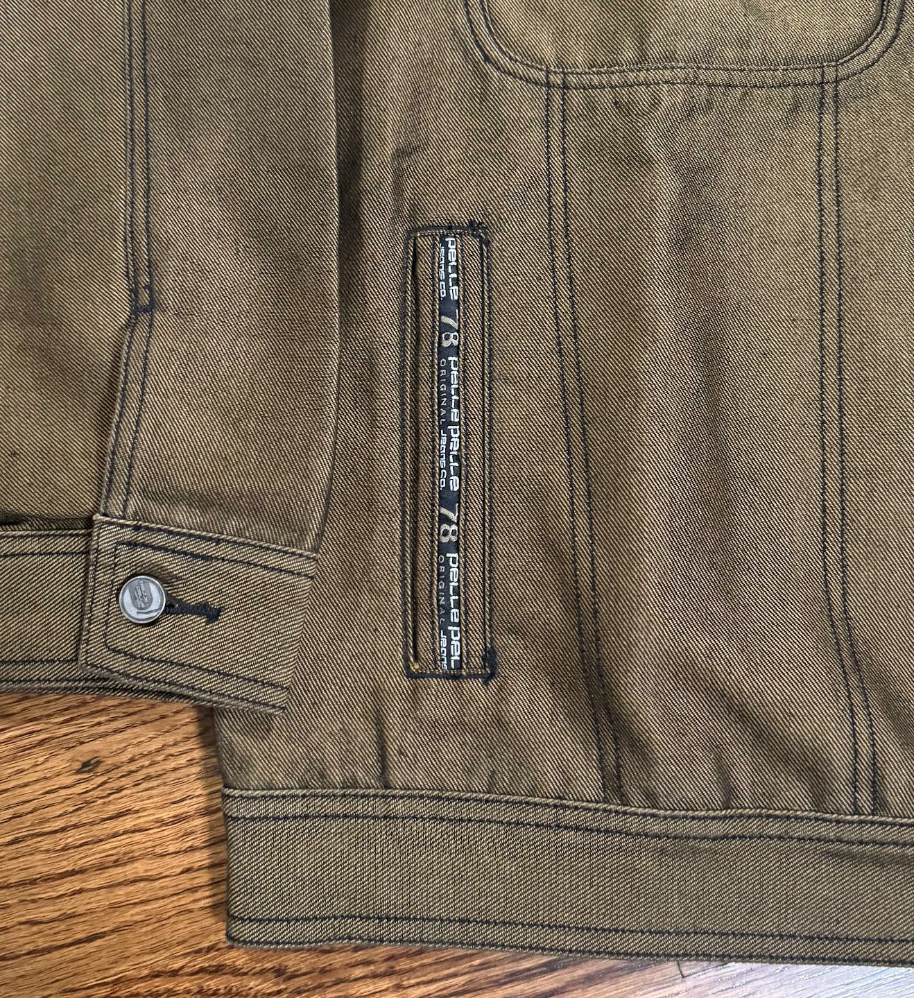 Pelle Pelle trim.jpg