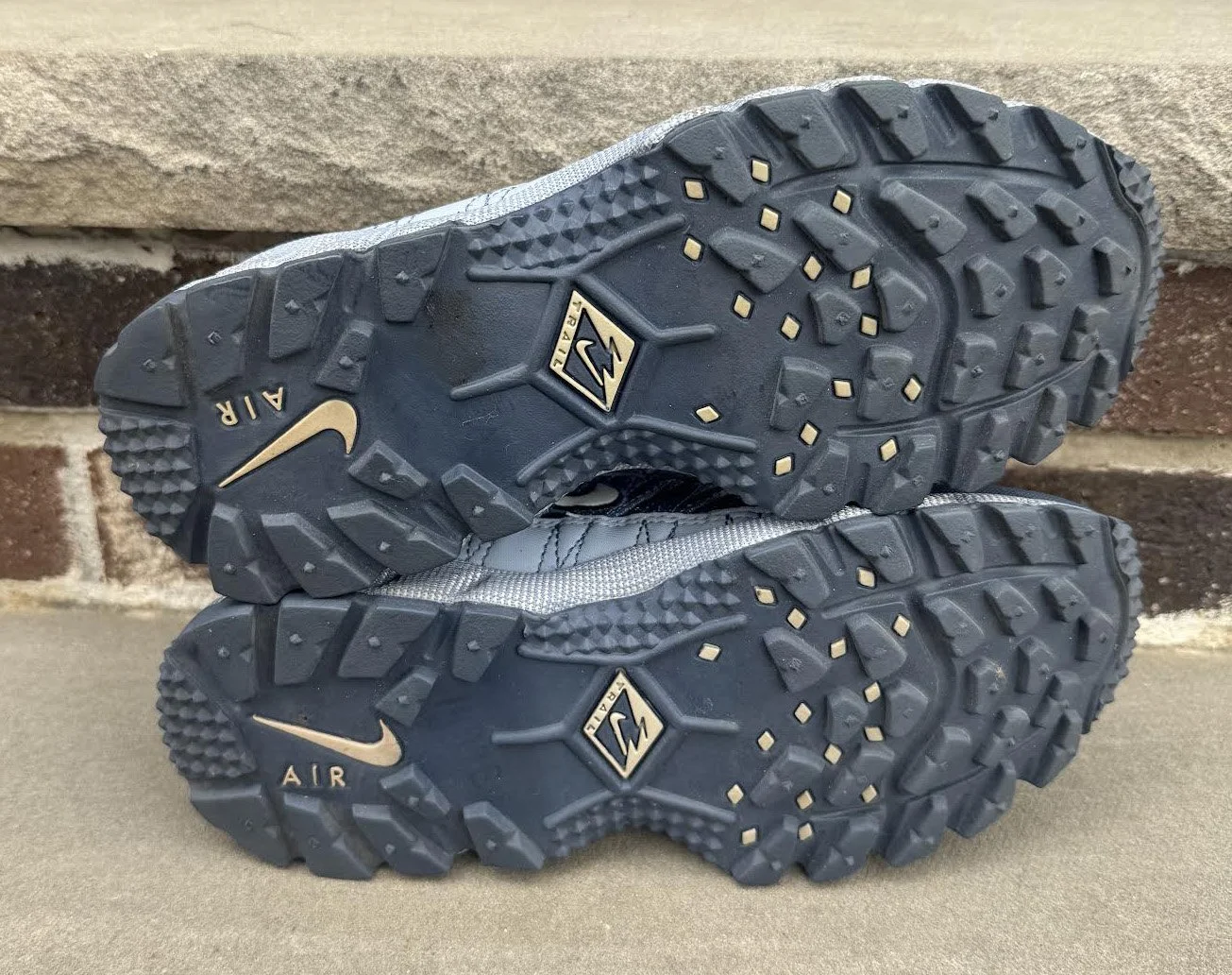 Bottom of Nike Humara .jpg