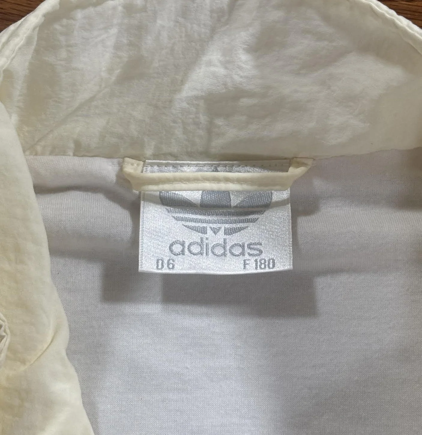 adidas 180 tag.jpg