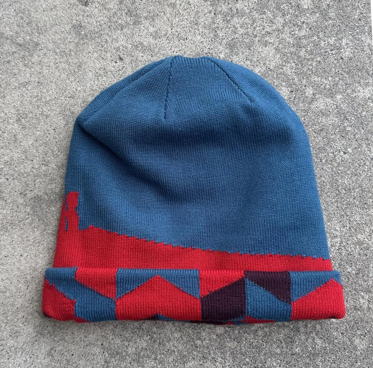 back of arc beanie .jpg