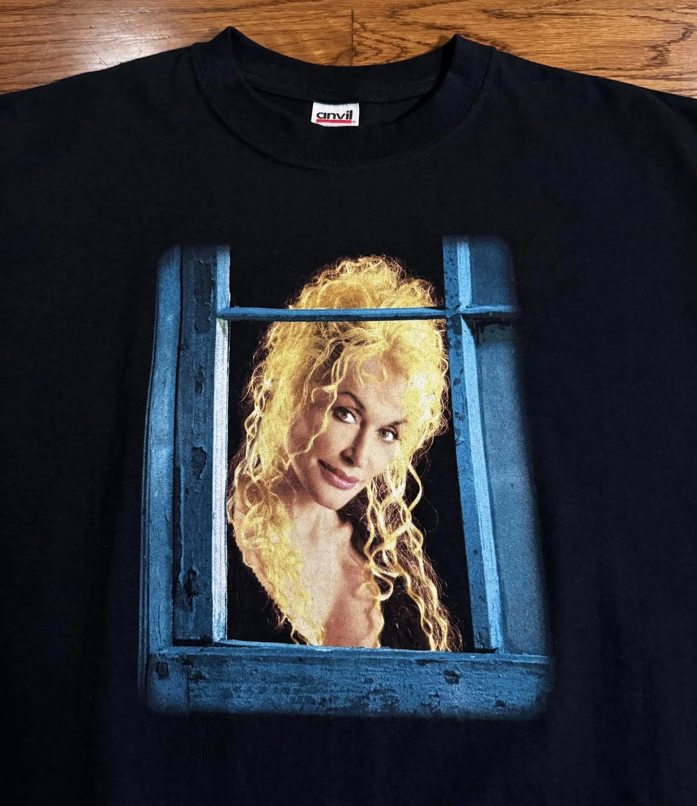 Dolly Parton Close up.jpg