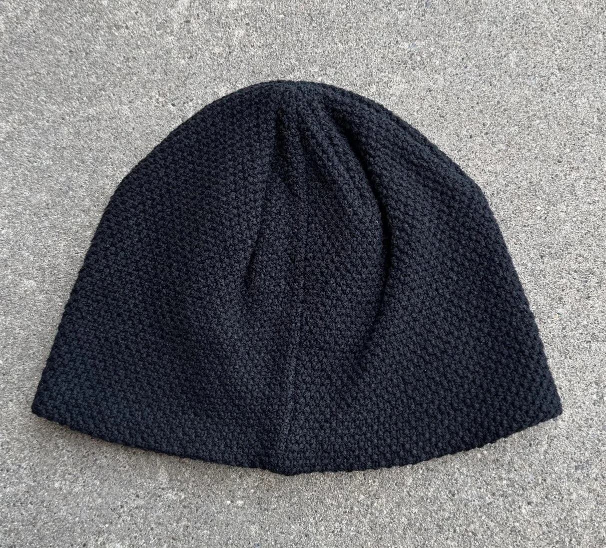 back of Oakley Textured Beanie.jpg