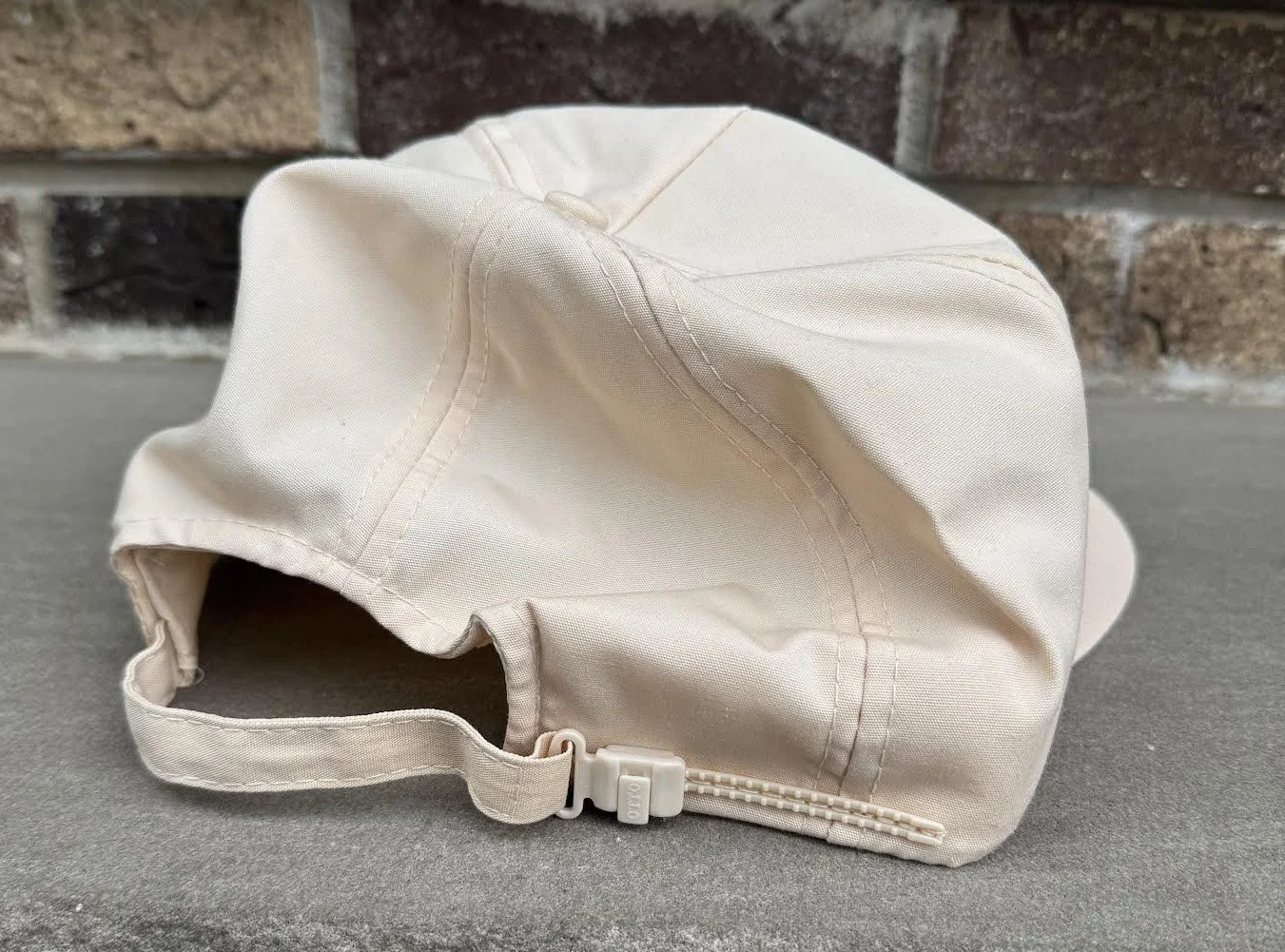 back of Land Rover cap.jpg