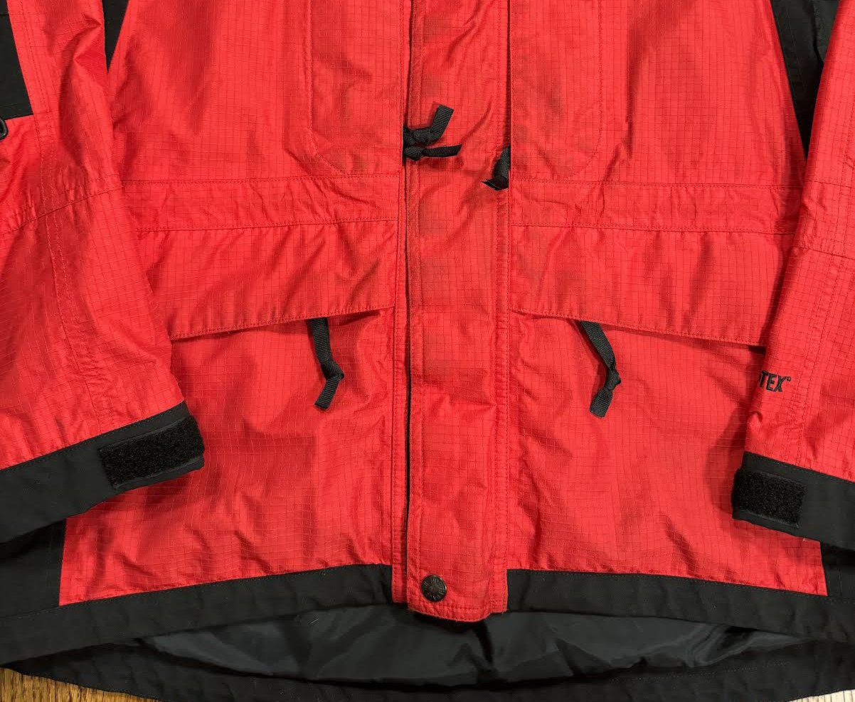 Gore Jacket close up .jpg