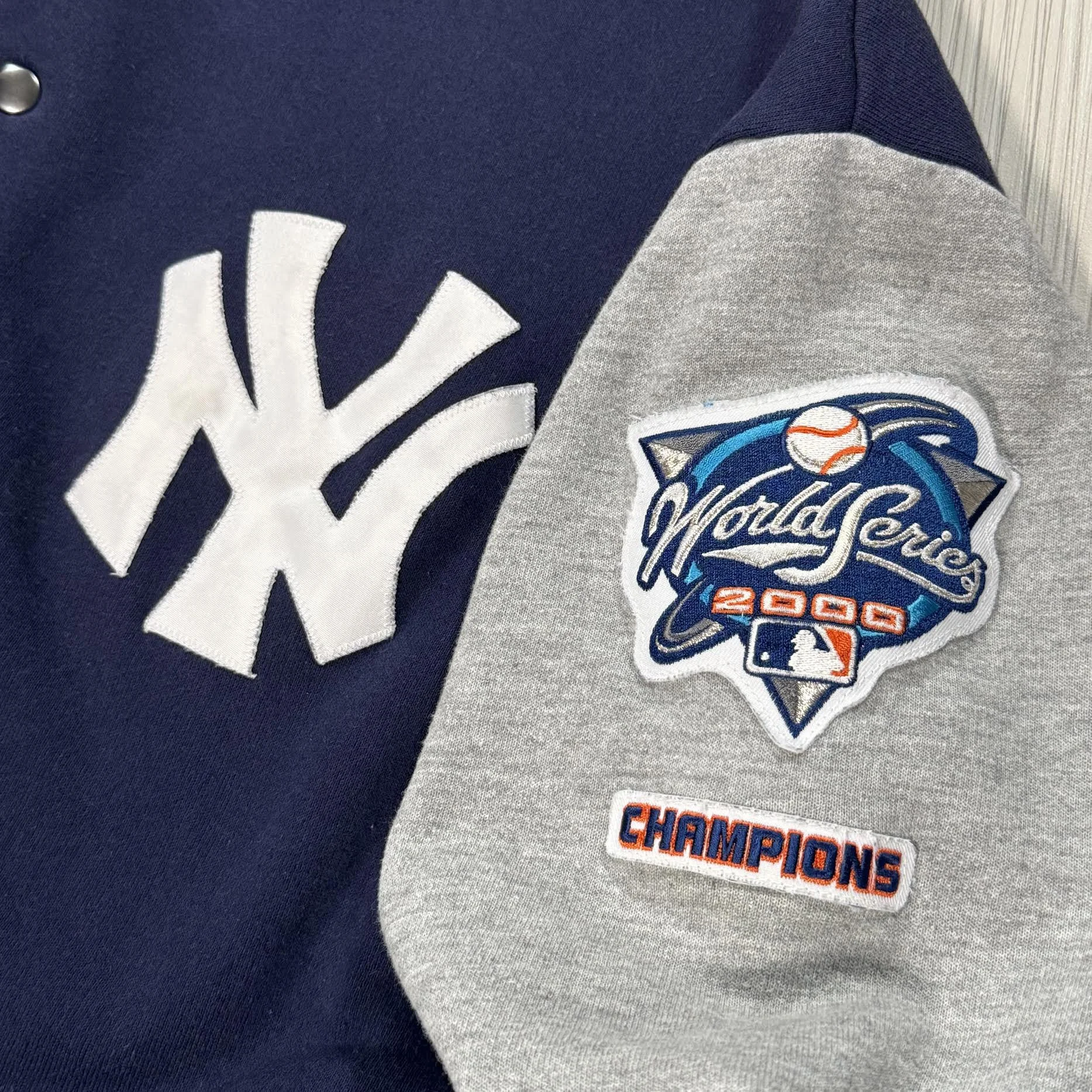 World Series 2000 logo.jpg