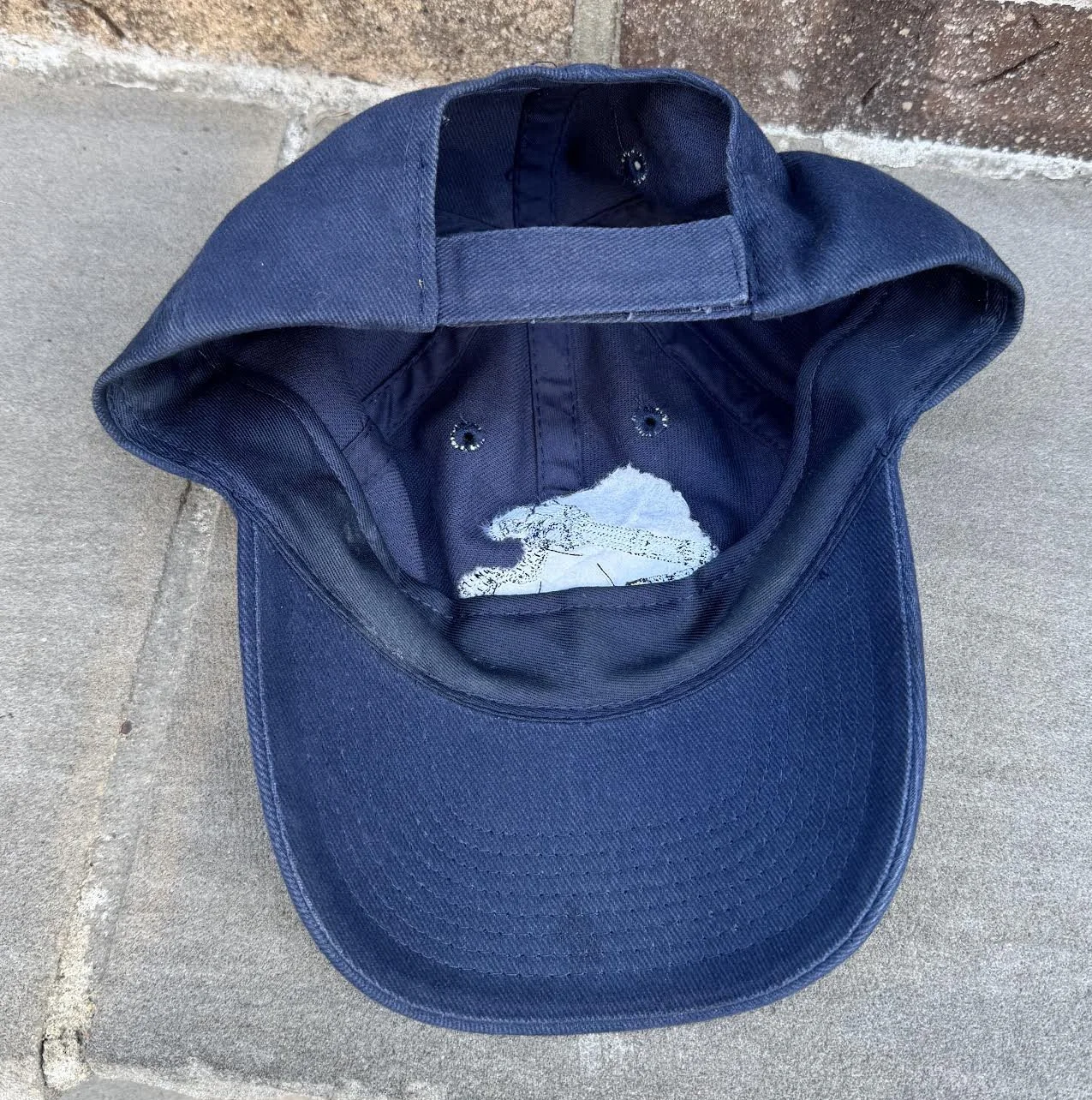 inside of Dillon Aero hat.jpg