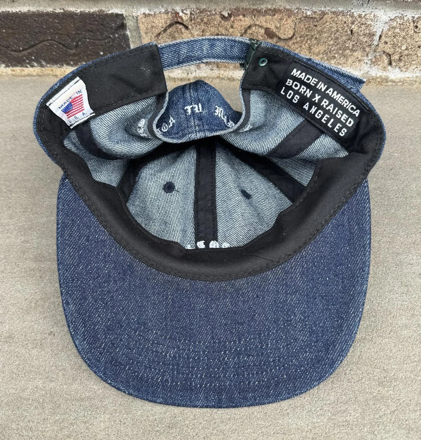 insdie of Born X raised hat.jpg