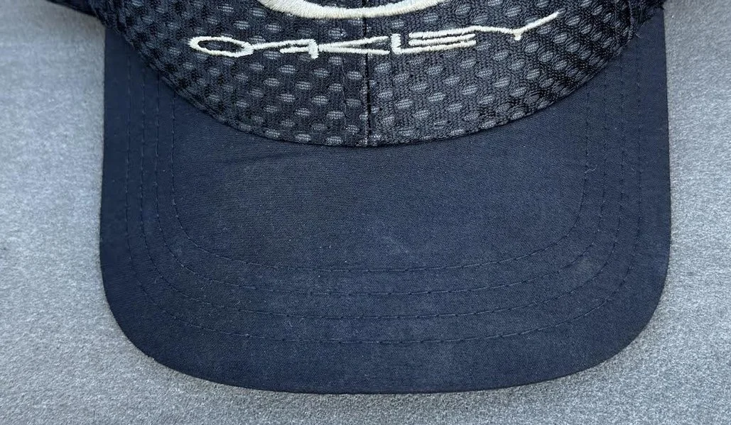 wear on brim .jpg