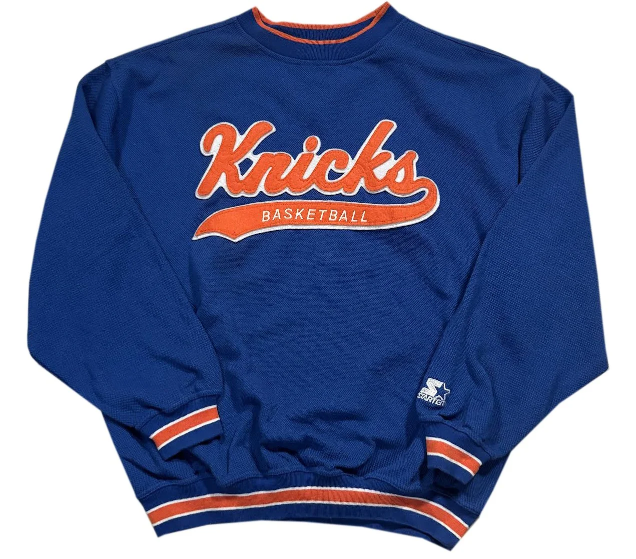 Vtg Starter New York Knicks sweatshirt.jpg