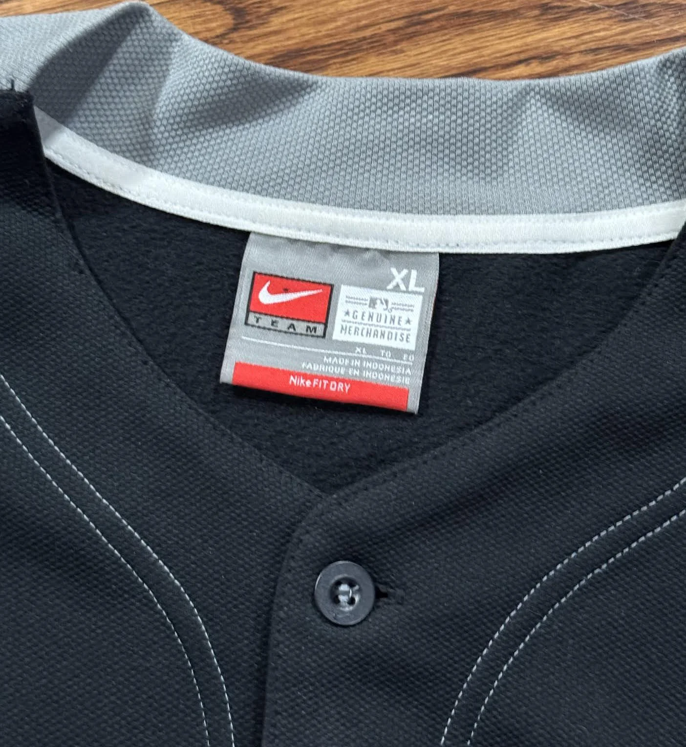 Nike Fit Dry tag.jpg
