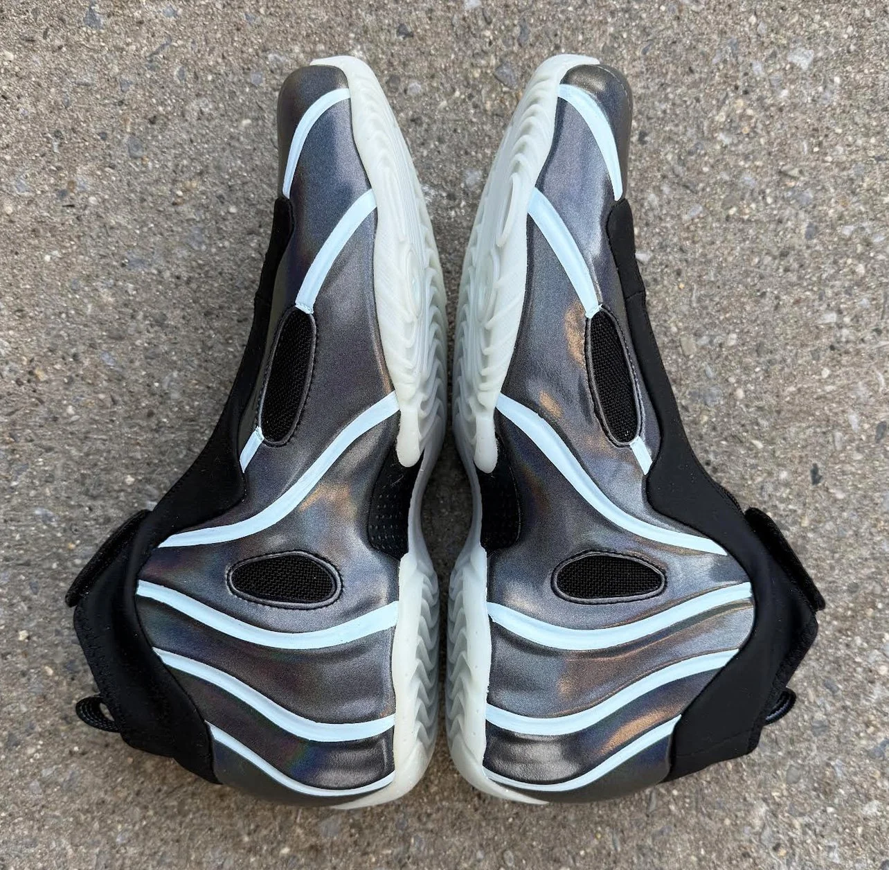 Side of Nike Flightposite .jpg
