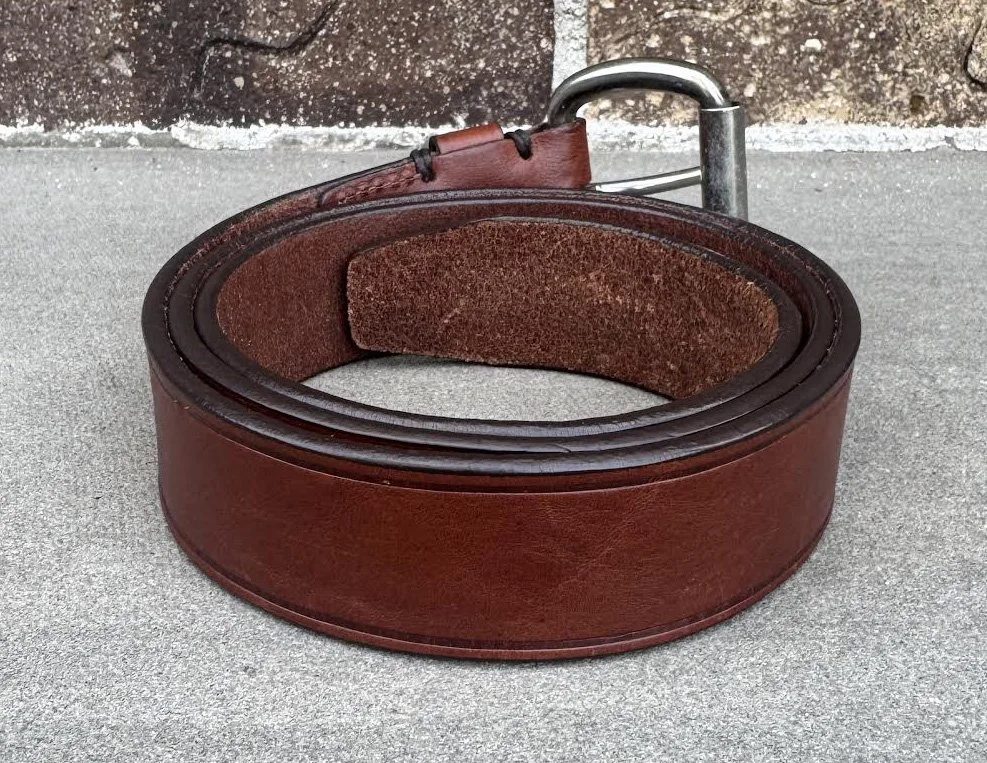 side of Guess belt .jpg