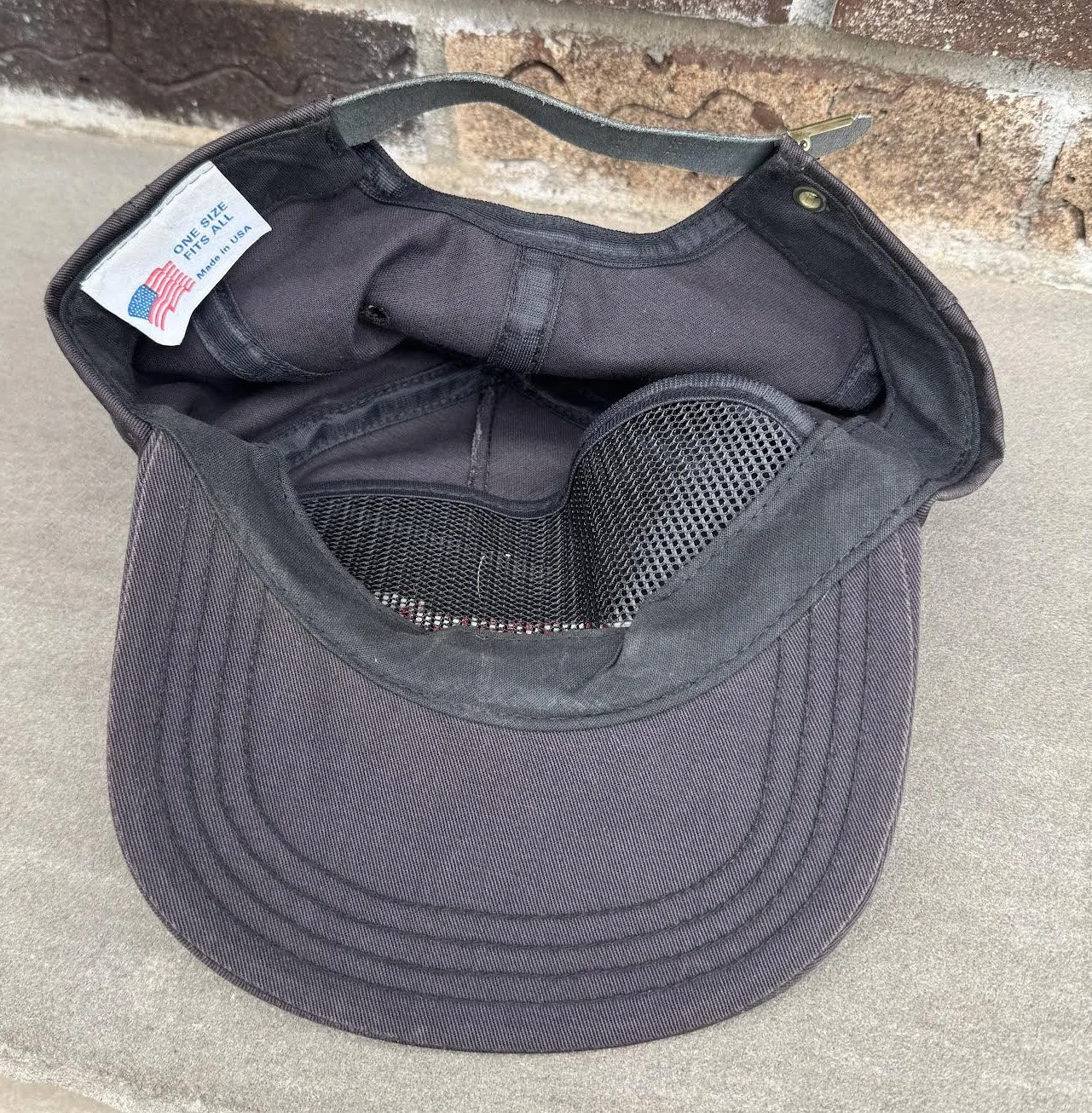inside of Porsche cap.jpg