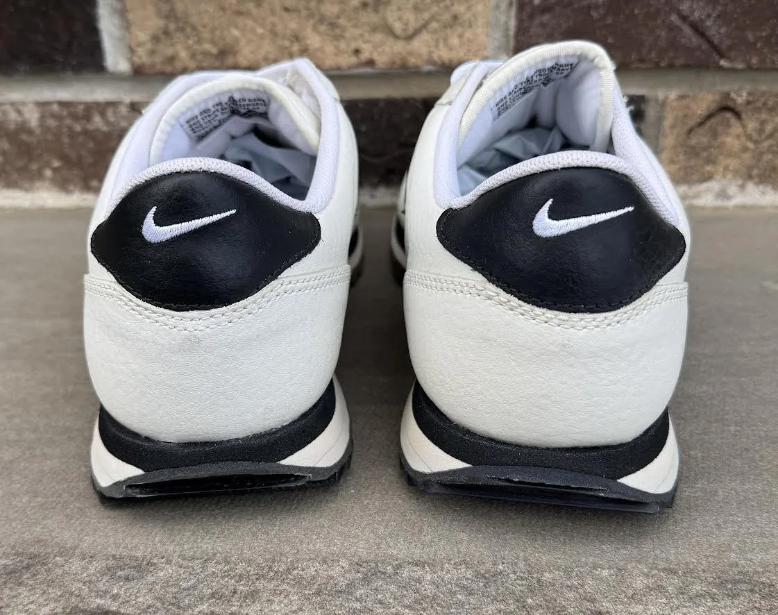 Back of Nike Cortez ripple .jpg