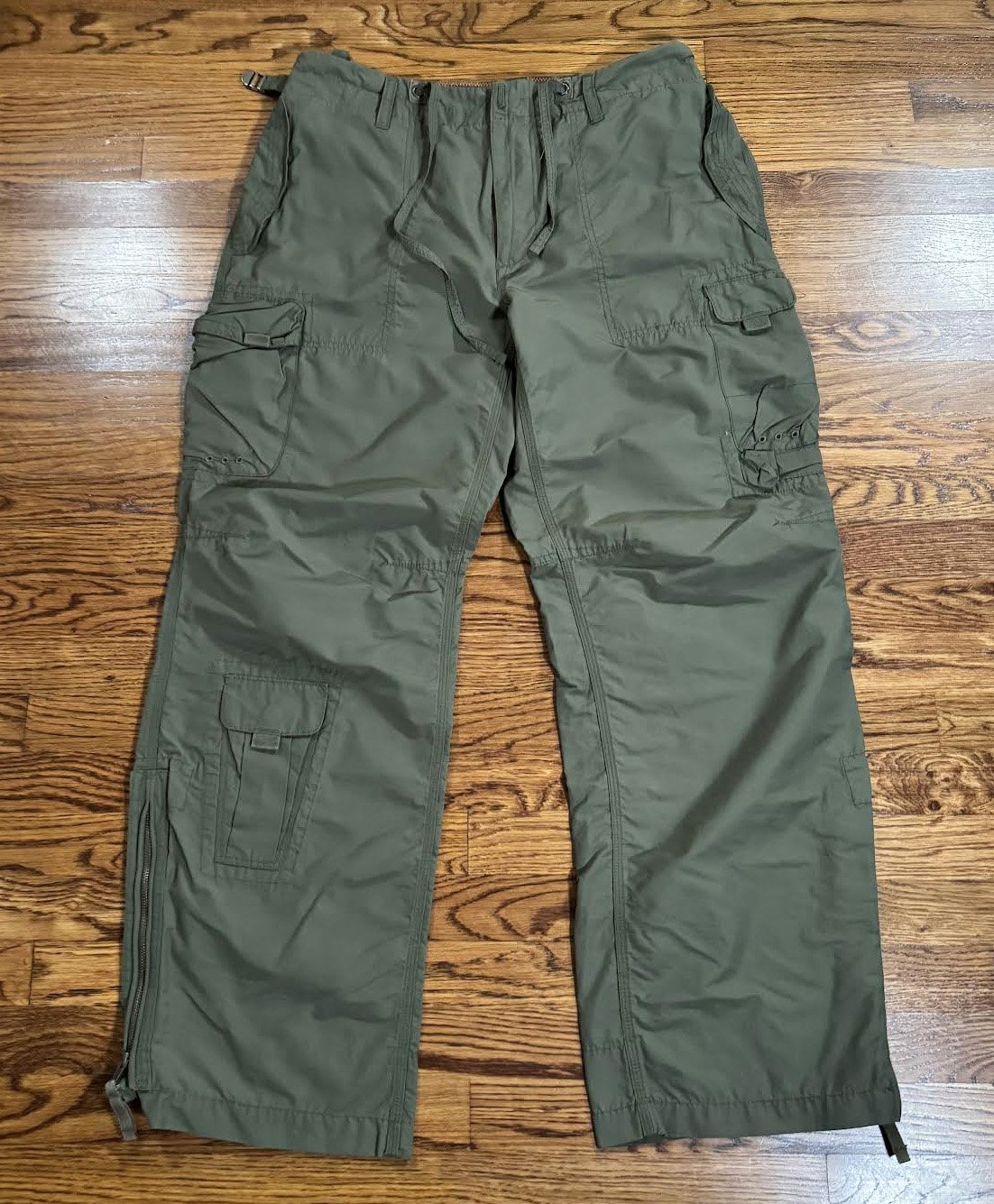 front of Gap cargos .jpg