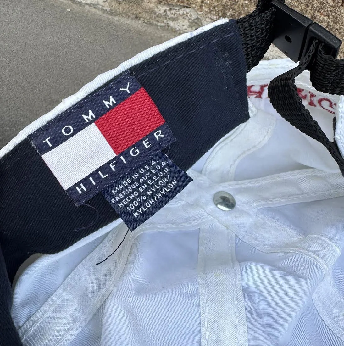 Hilfiger tag.jpg