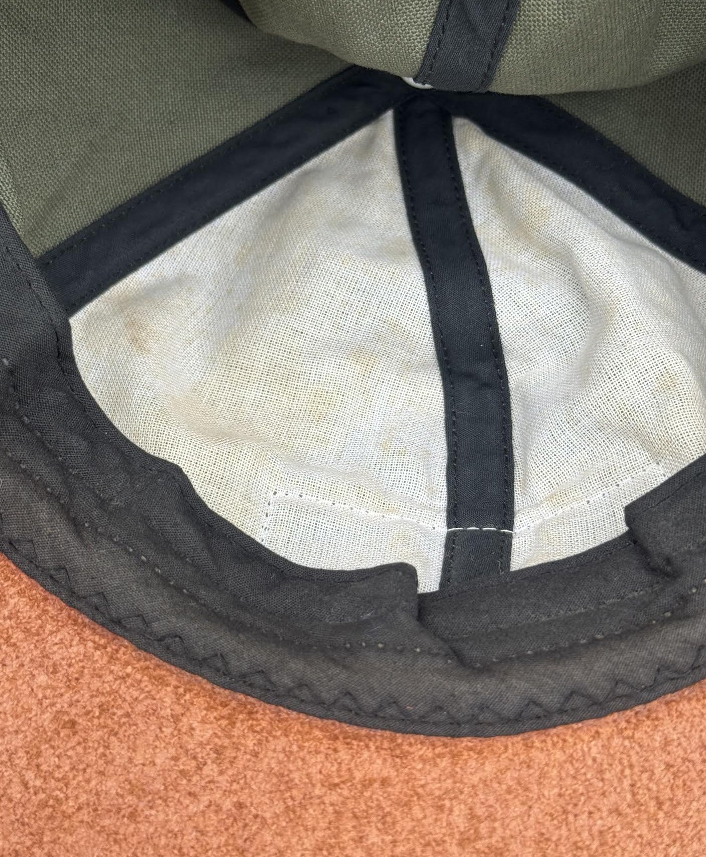 yellowed inside .jpg