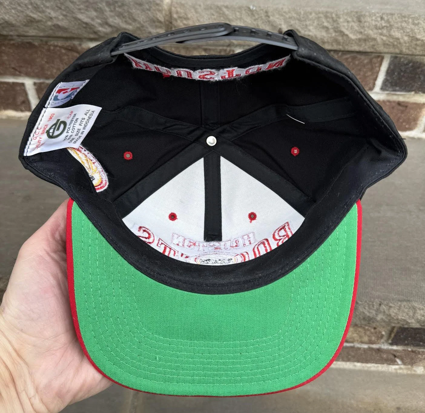 inside of Rockets Cap .jpg