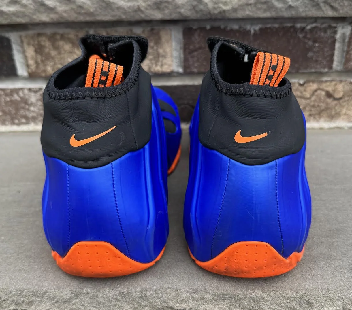 Back of Fligthposite Knicks.jpg