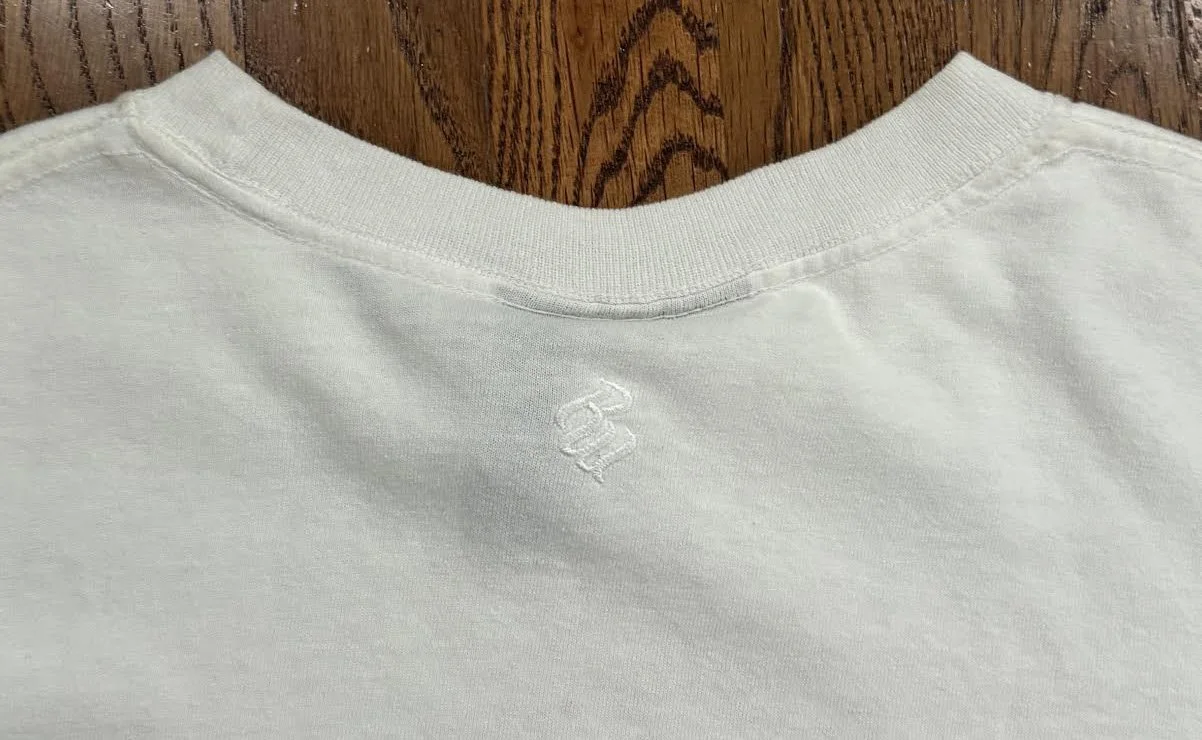 Rocawear logo on back .jpg