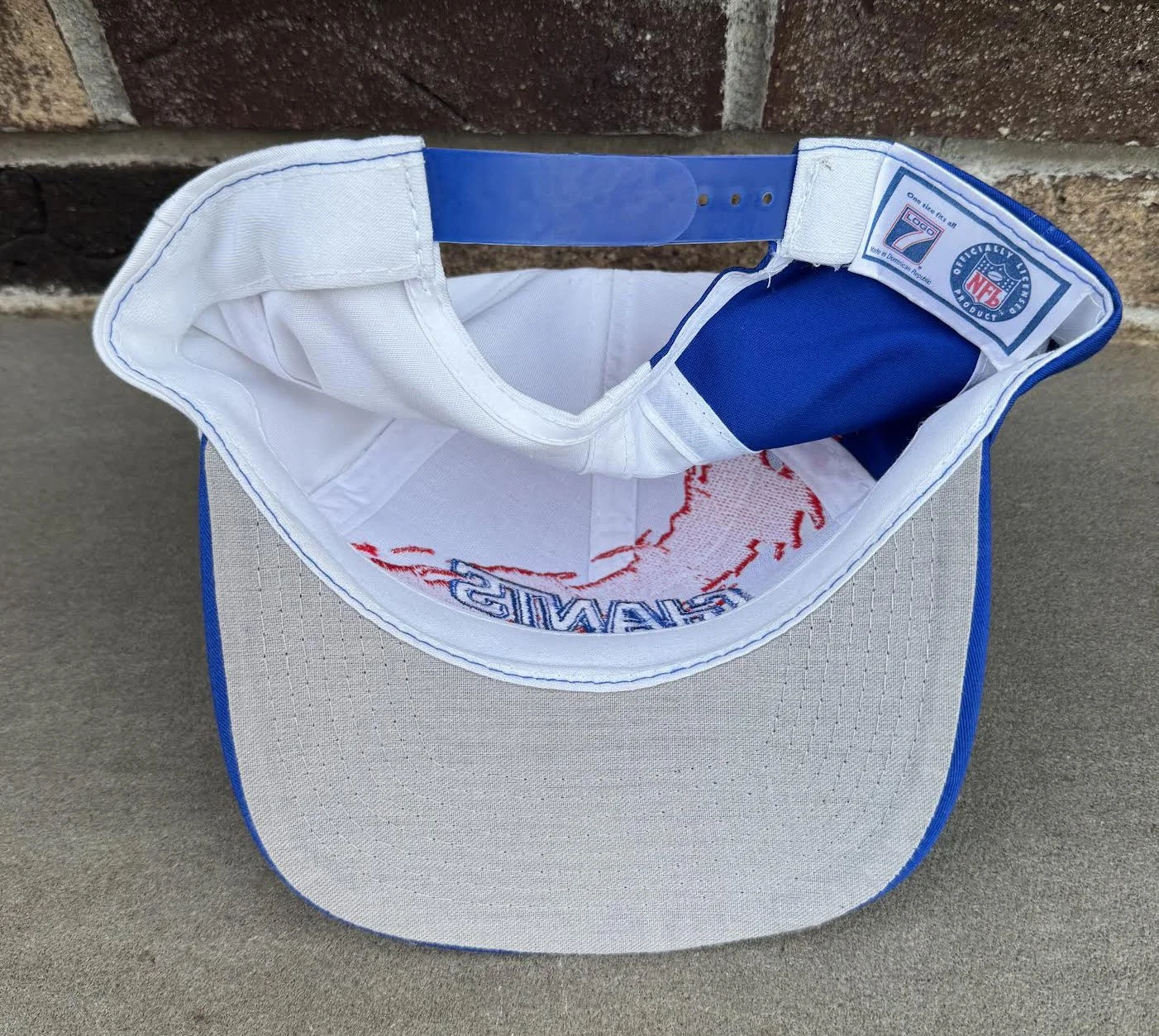 Inside Logo 7 New York Giants Hat.jpg
