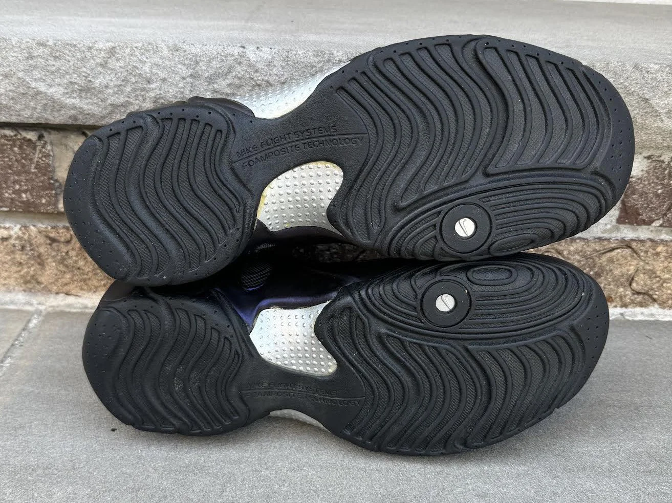 bottom of Flightposite.jpg