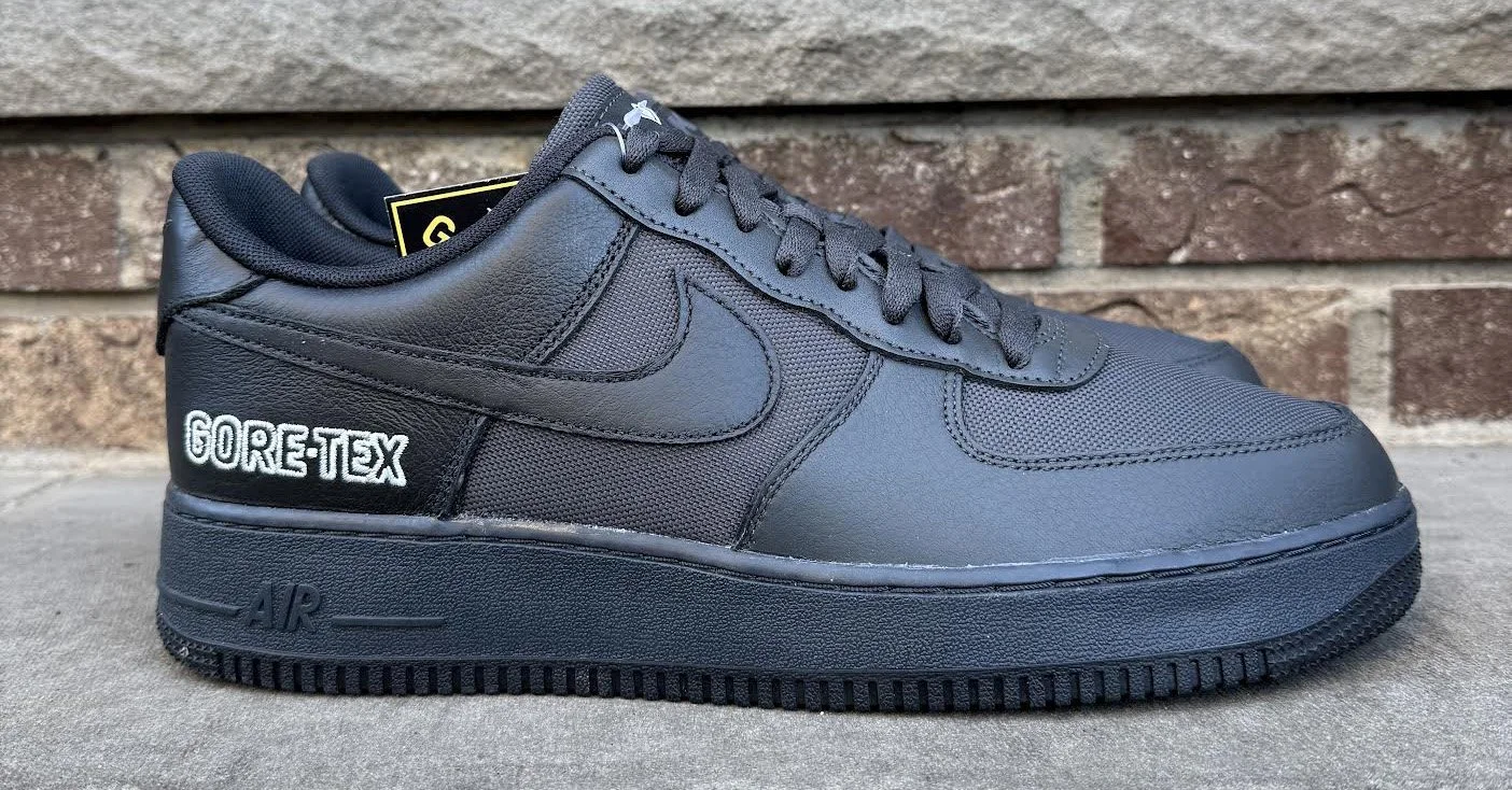 Side of Nike Air Force 1 Gore-Tex .jpg