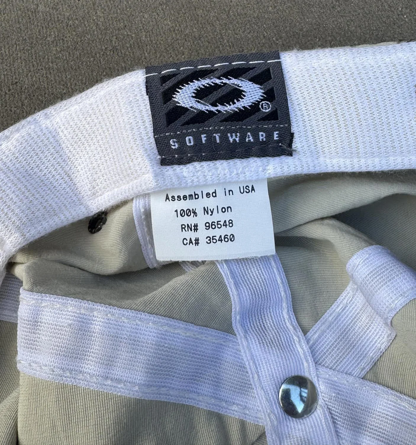 Oakley Softwear tag.jpg