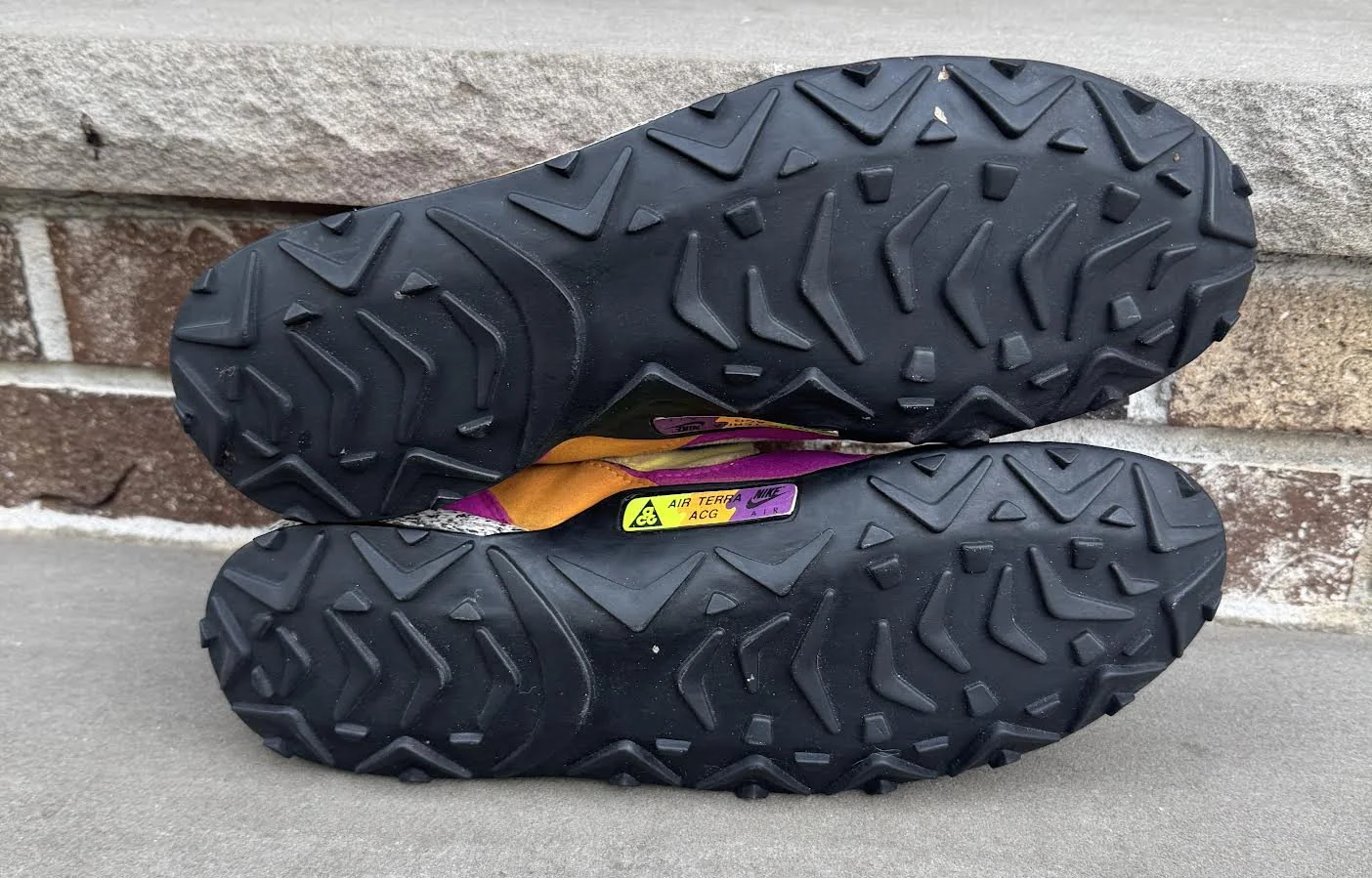 bottom of Nike terra ACG Plum .jpg