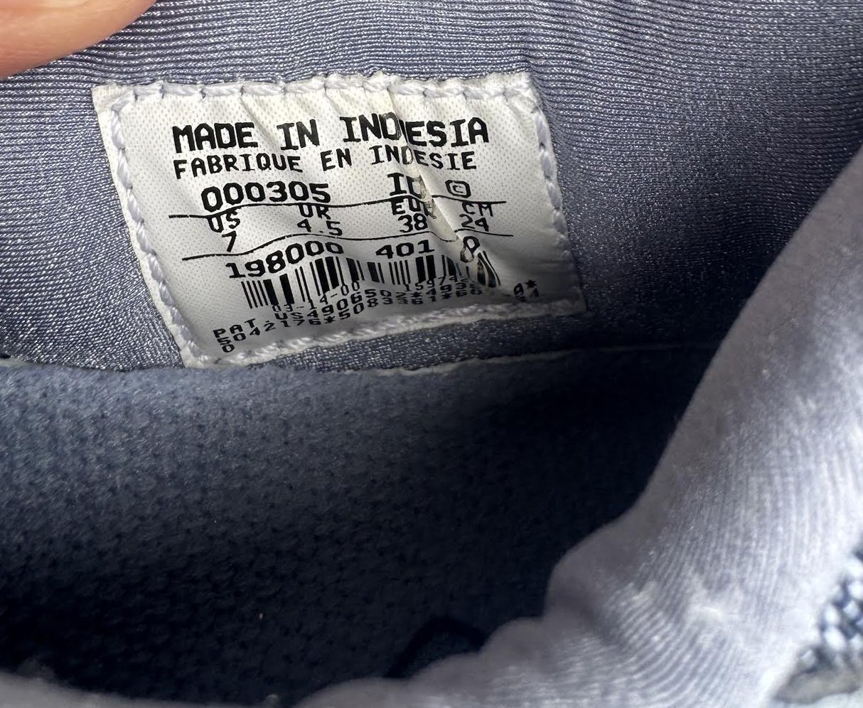 Nike Humara size tag.jpg